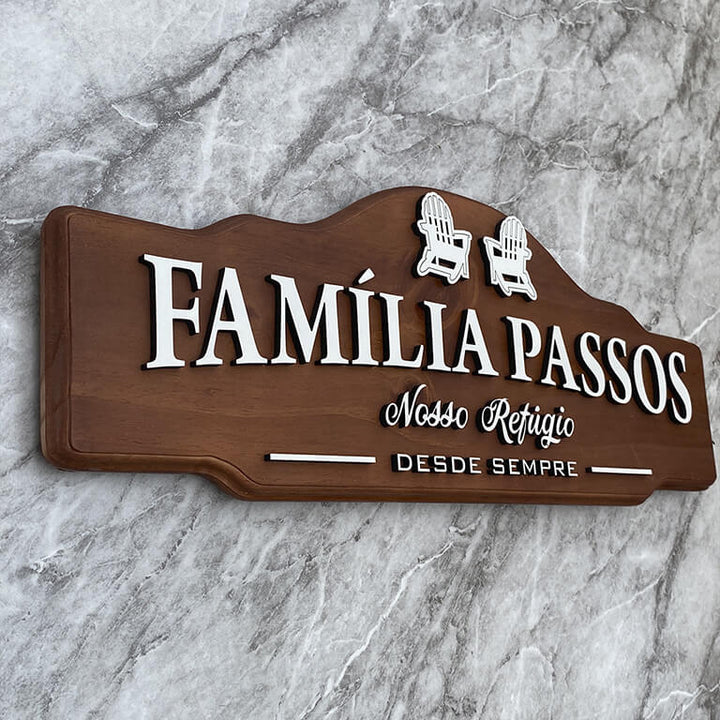 Placa de Madeira Área de Lazer — detalhe do acabamento artesanal