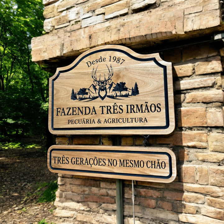 Placa de Madeira Entalhada - Personalizada