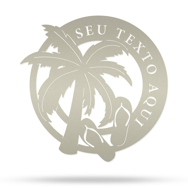 Placa Refúgio Tropical em metal — detalhe do design artístico
