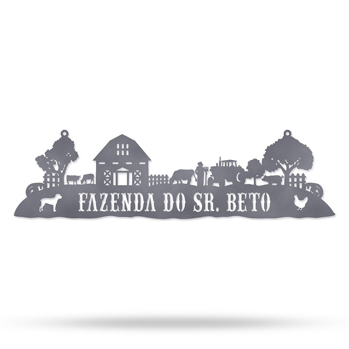 Placa Vida Rural em metal — perspectiva complementar da peça