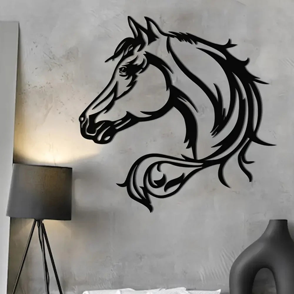 Busto de Cavalo I em metal — detalhe do acabamento artesanal
