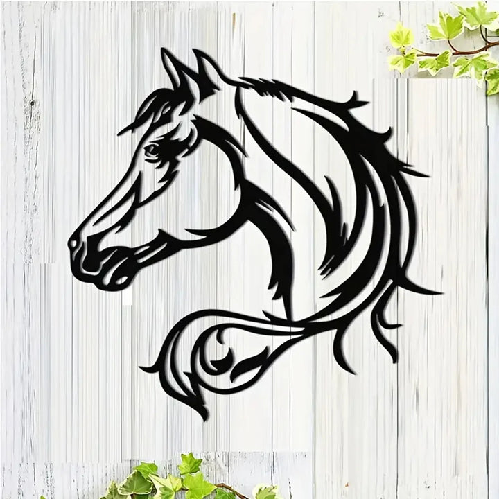 Busto de Cavalo I em metal — detalhe das bordas e contornos