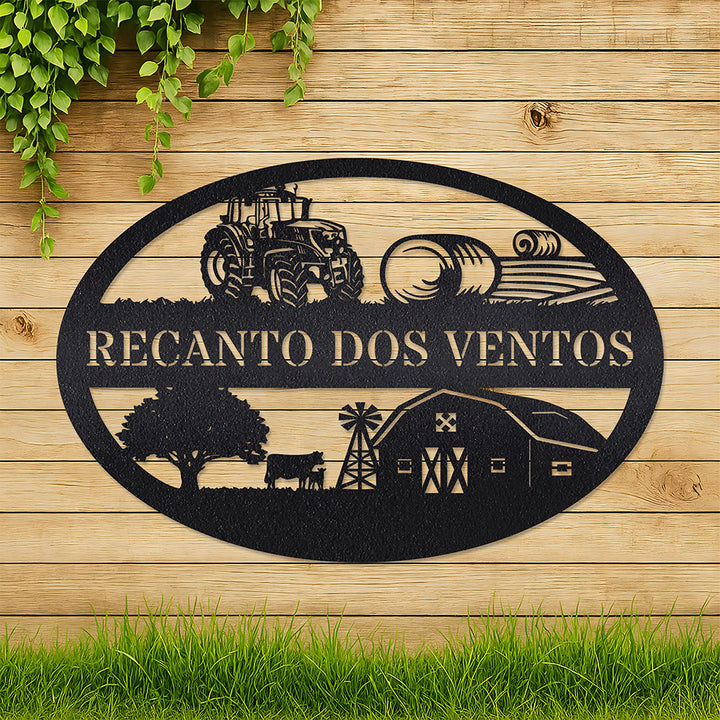 Placa Recanto dos Ventos em metal — detalhe do acabamento artesanal