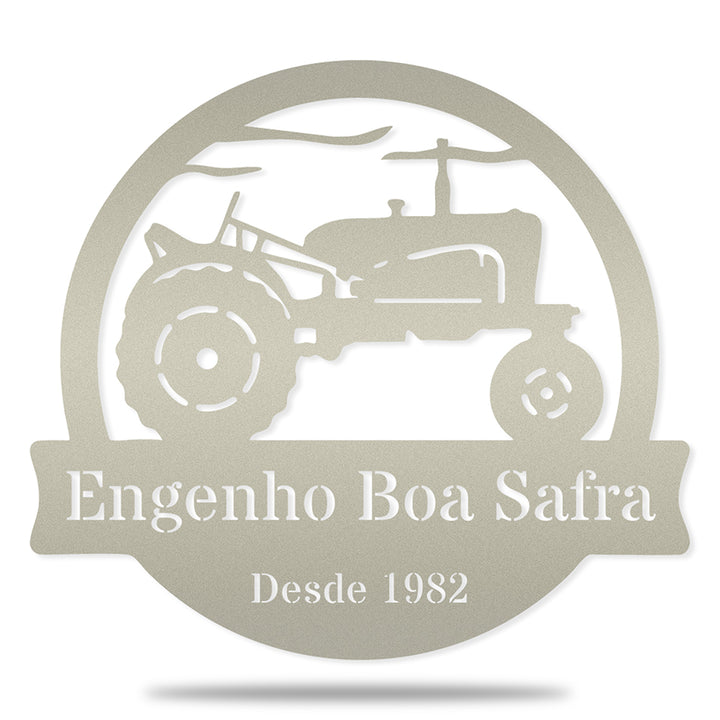 Trator Vintage em metal — detalhe das bordas e contornos